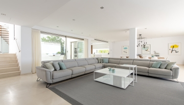 Resa Estates Ibiza sale koop Villa Marcos sea views living ok.JPG